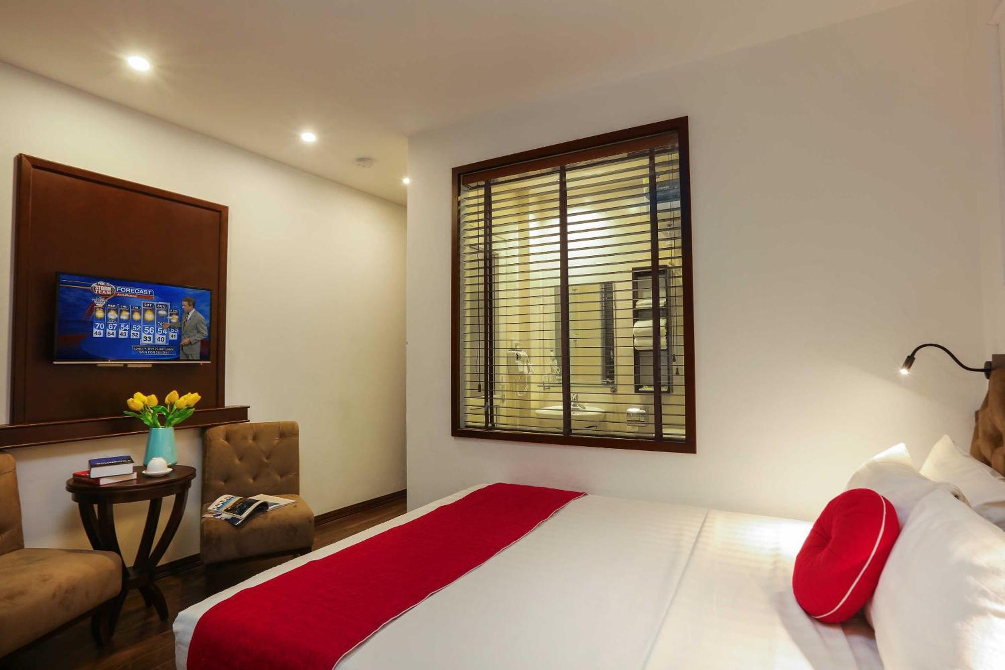 The Sinh Tourist Hotel & Travel Hanoi Buitenkant foto