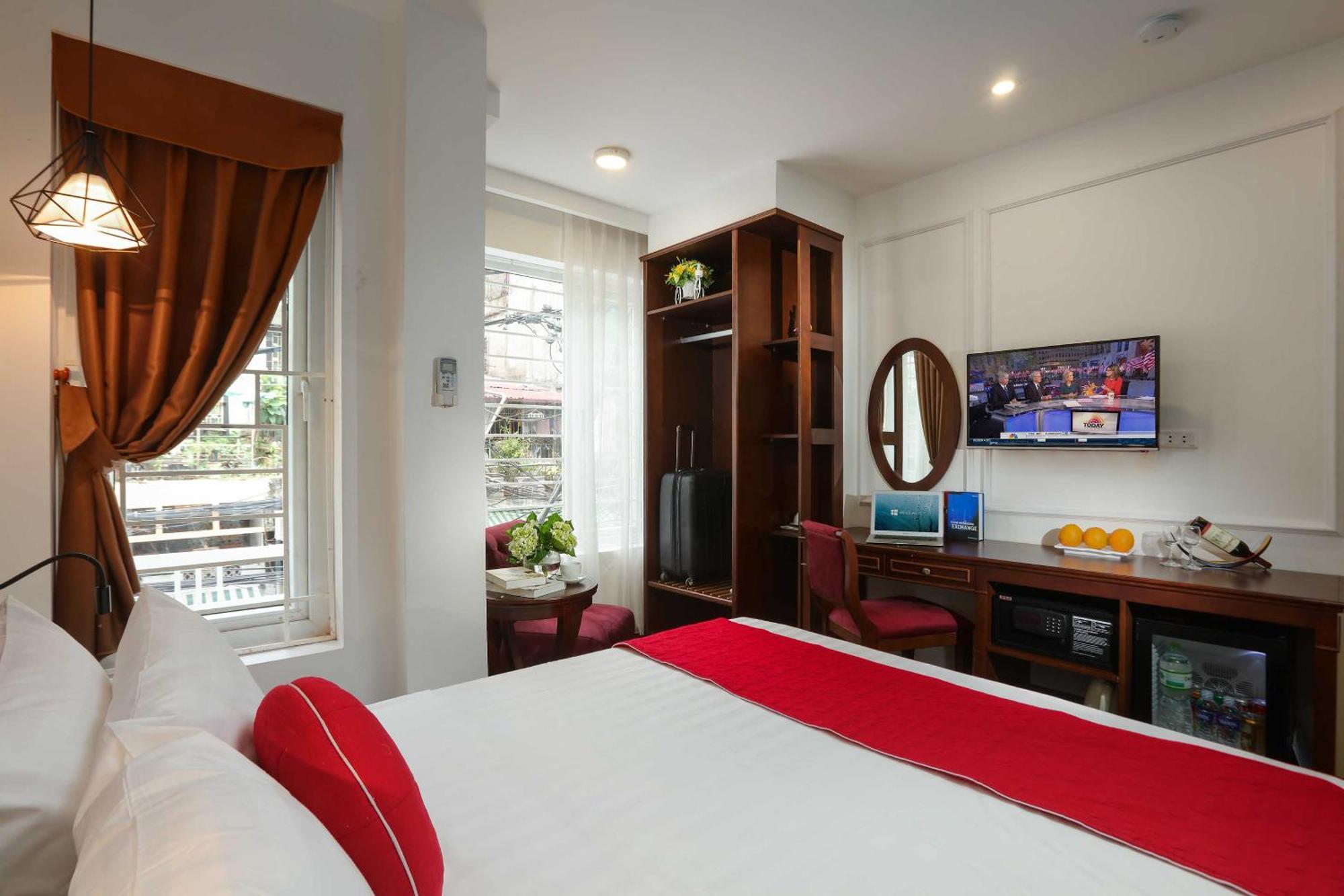 The Sinh Tourist Hotel & Travel Hanoi Buitenkant foto